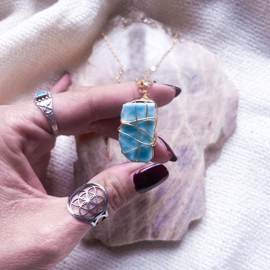 Larimar gold